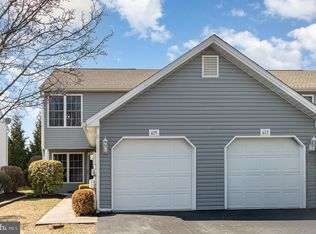 615 Mallard Dr #6D, Etters, PA 17319