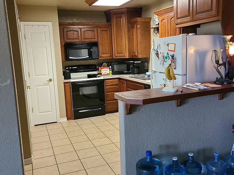 1834 N Paddock St #1834 — Photo 7