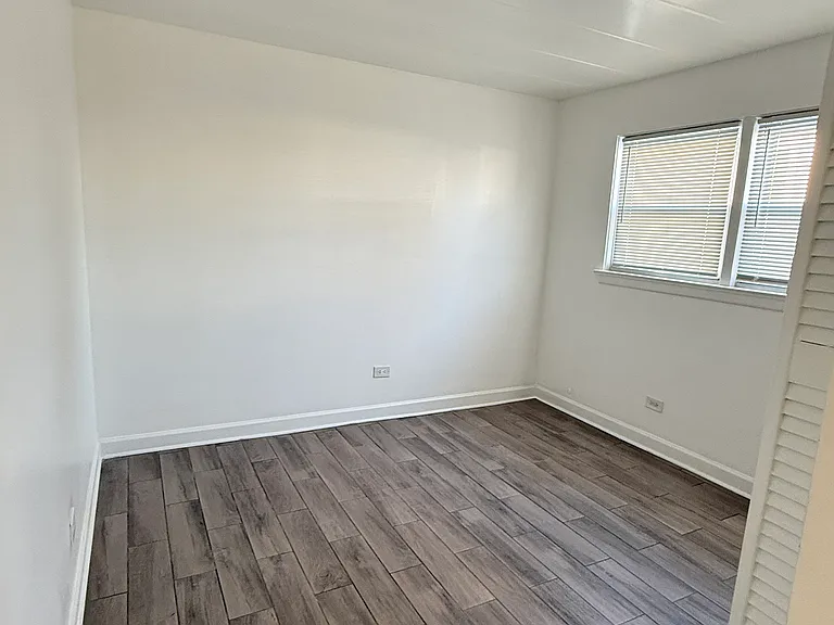40 Harrison St #4 — Photo 6