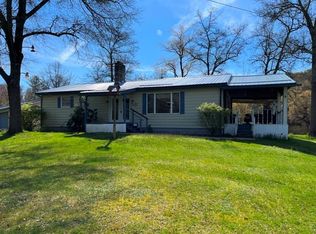 264 Van Rd, Cranberry, PA 16319