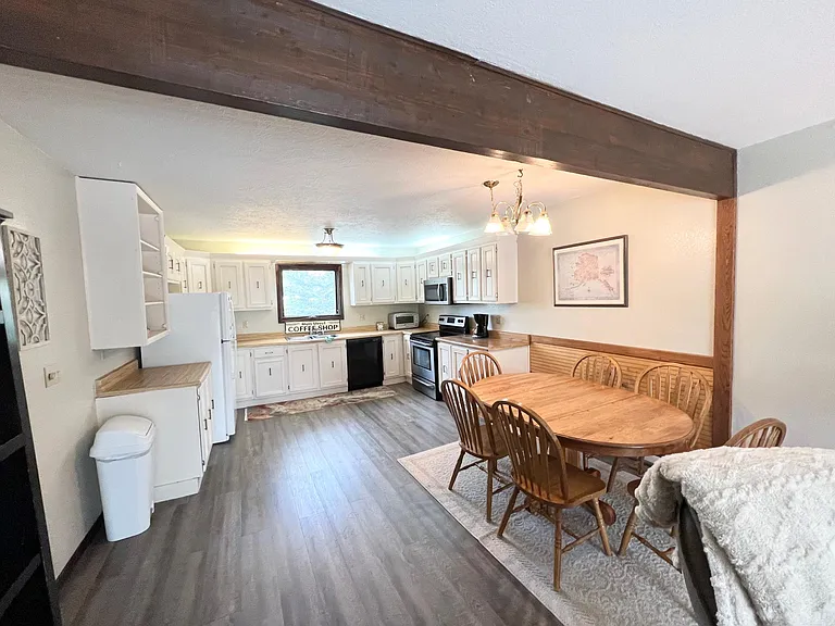11527 Heritage Ct #2 — Photo 8