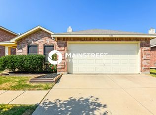 8106 Stowe Springs Ln, Arlington, TX 76002