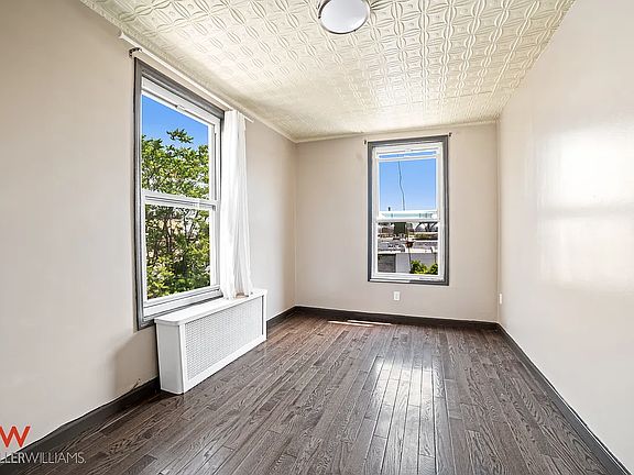 4th image of 292A McGuinness Blvd #2