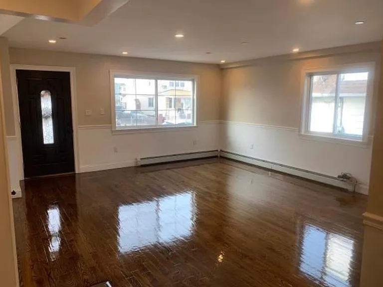 3707 E Tremont Ave #2 — Photo 6