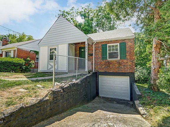 3rd image of 3057 Worthington Ave