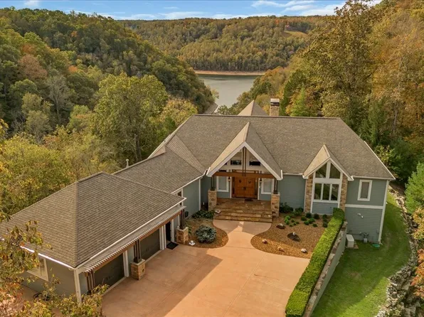 659 Harbour Greens Pl, Sparta, TN 38583