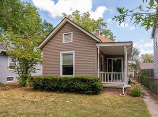 1242 SW Wayne Ave, Topeka, KS 66604