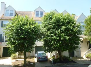309 Thyme Ln, Philadelphia, PA