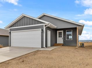 709 Diamond Ridge Blvd, Rapid City, SD 57703