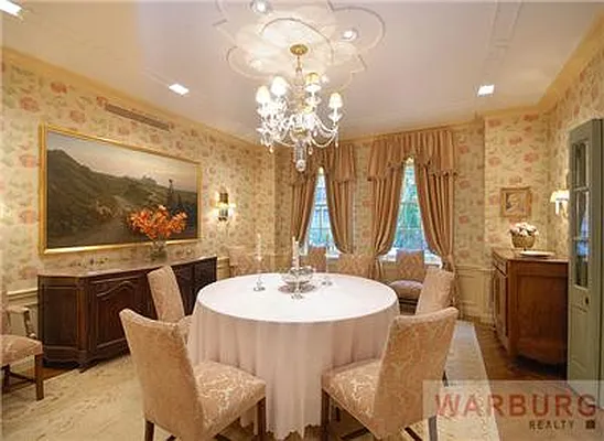 Sold by Warburg | media 16