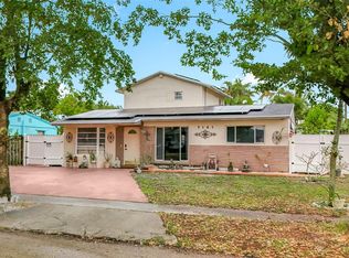 7141 Custer St, Hollywood, FL 33024