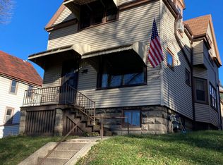 2446 N Bartlett Ave #2446, Milwaukee, WI 53211