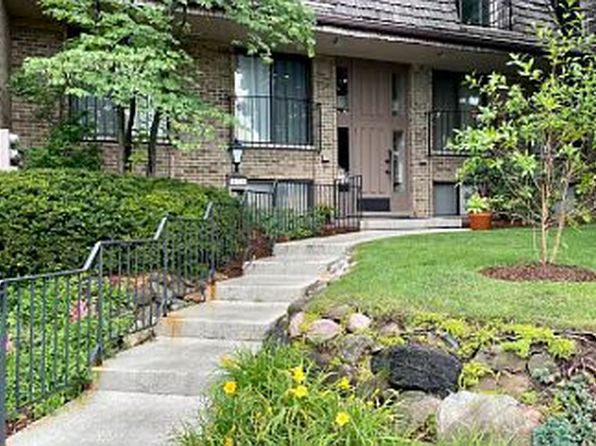1721 Northfield Sq APT E