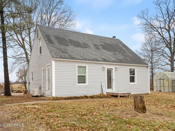 7023 S Silver Dr, Fulton, MO 65251