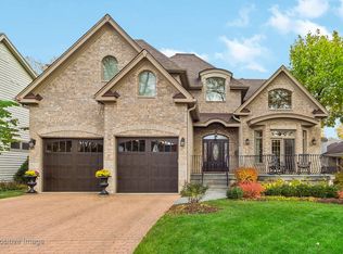 119 Indian Dr, Clarendon Hills, IL