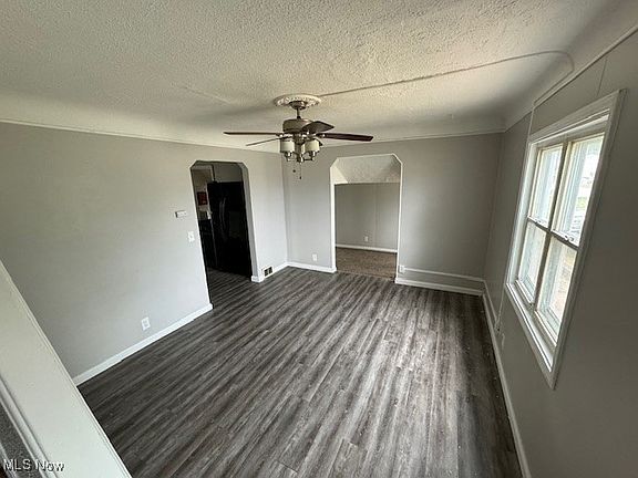 3rd image of 1360 E 351st St