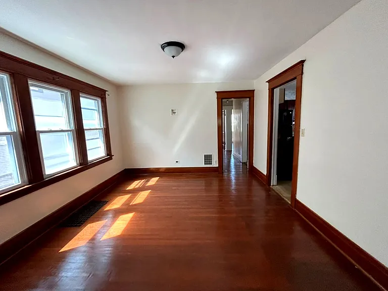 252 Dartmouth Ave #1 — Photo 5