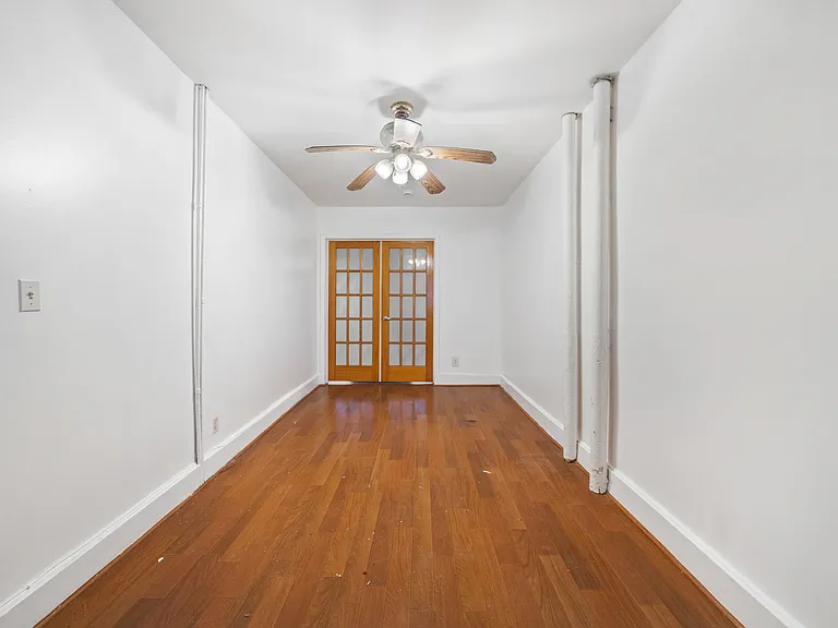 961 Lorimer St #2 — Photo 4