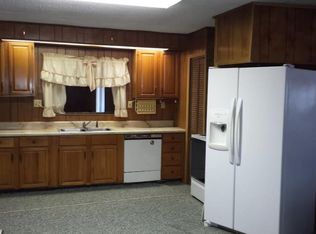 605 Center Point Rd, Wilburton, OK 74578