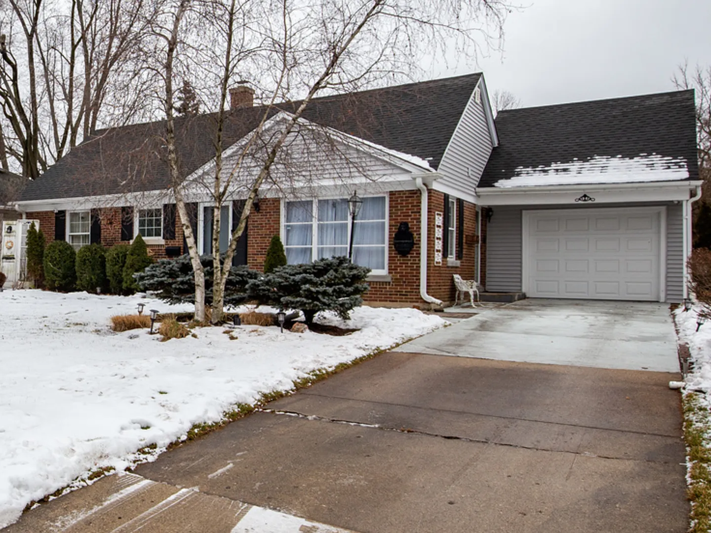 716 S Evergreen Ave photo 1
