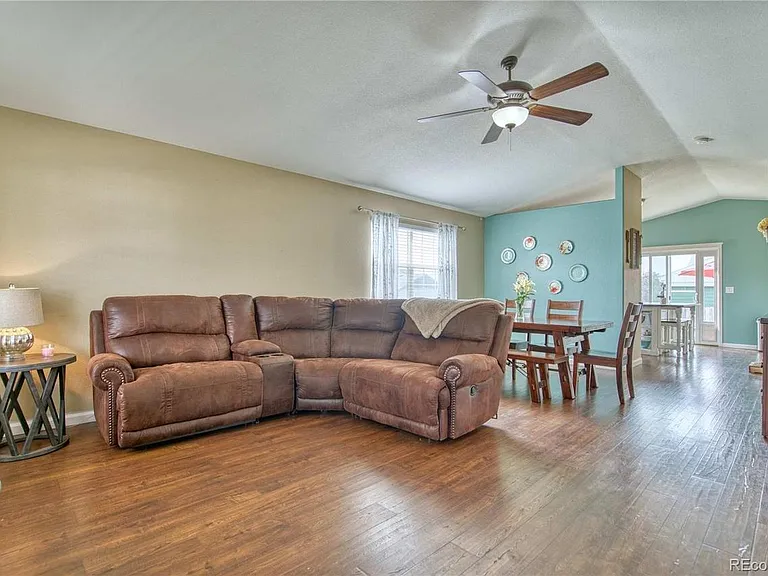 2600 Marina St — Photo 11