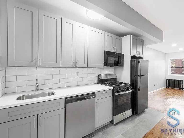 65 Lewis Ave #3 — Photo 7