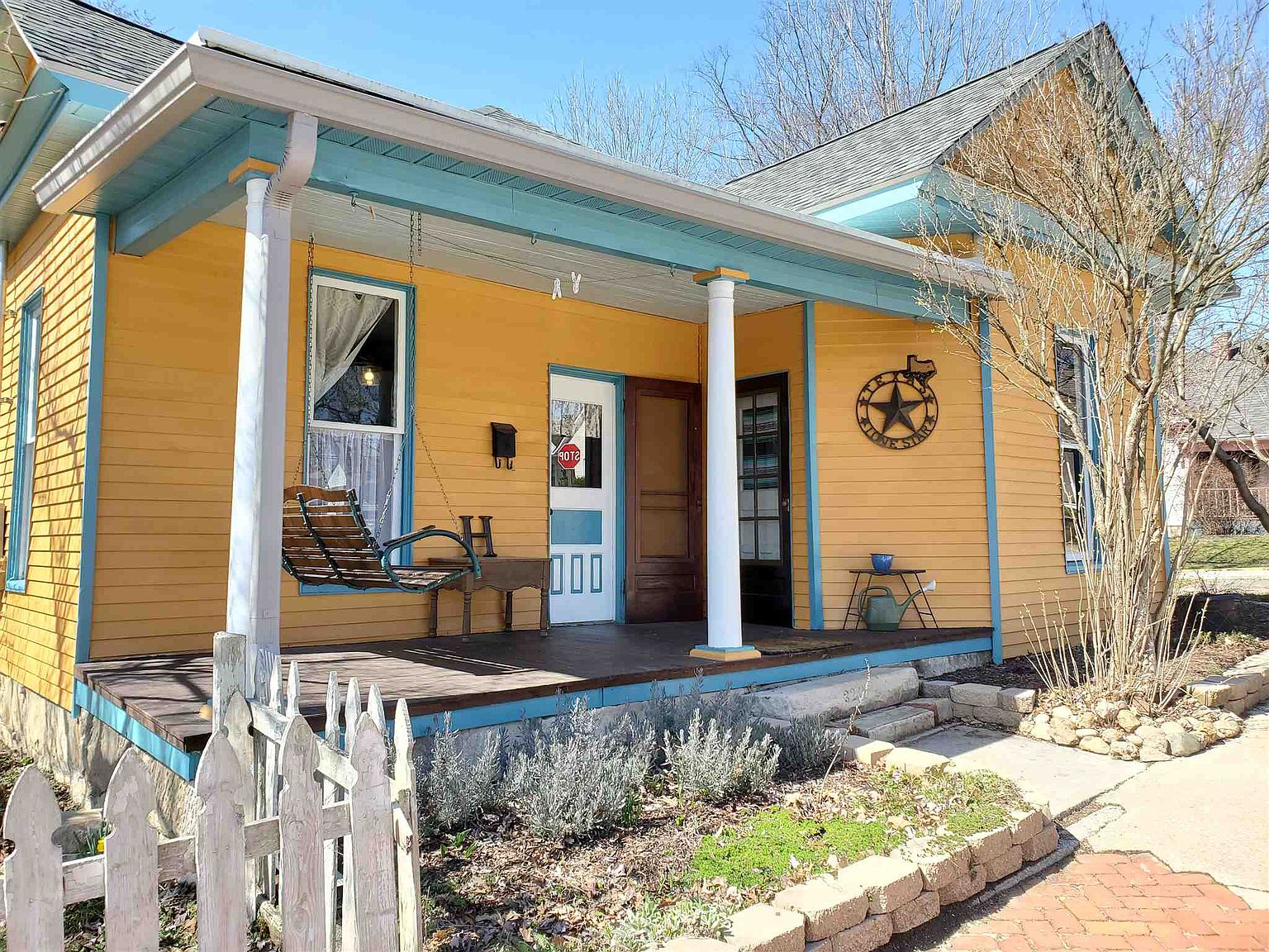 321 N Maple St Bloomington In 47404 Mls 202109583 Zillow