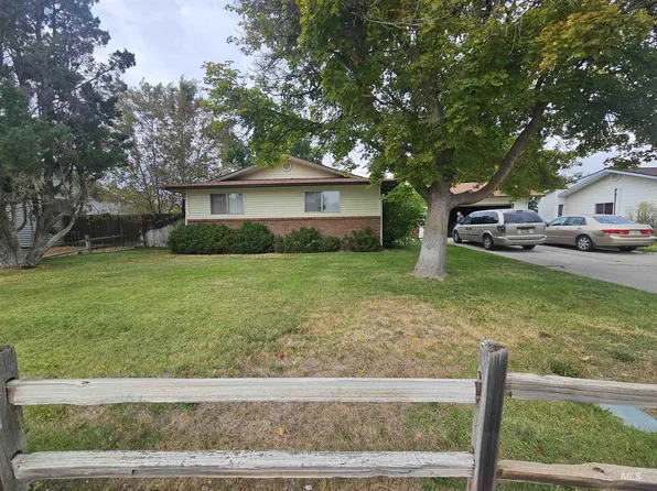 1120 E 8 N, Mountain Home, ID 83647