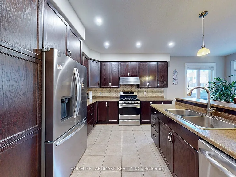 73 Graihawk Dr — Photo 9