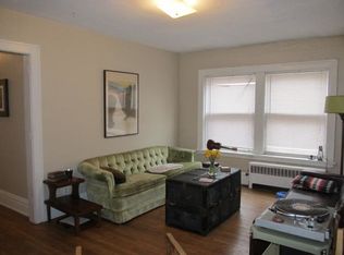 820 17th St APT 5, Des Moines, IA 50314