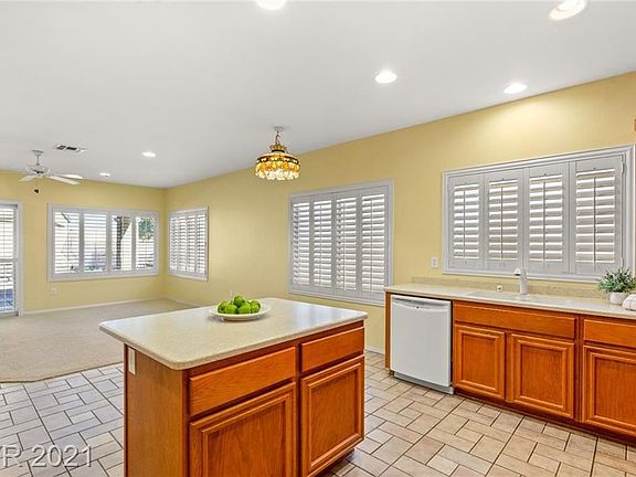 4th image of 3016 Stratmoor Hills Ave
