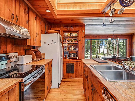 24th image of 157 Pilothouse Road