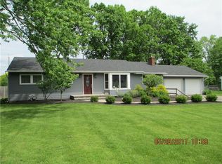 284 Hollybrook Rd, Rochester, NY 14623