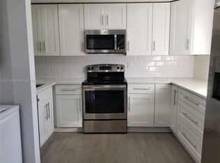 3777 78th Ave APT 14A, Hollywood, FL 33024