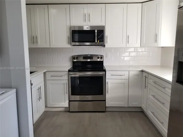 3777 78th Ave APT 14A, Hollywood, FL 33024