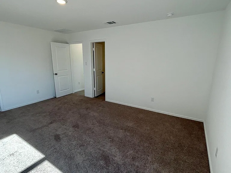 5974 Companion Loop — Photo 30