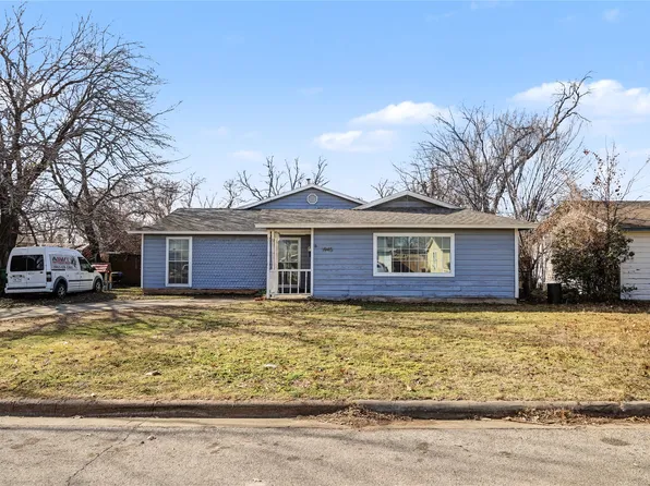 1945 Hemlock Dr, Haltom City, TX 76117