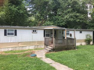 2004 Brevard Rd APT C, Hendersonville, NC 28791