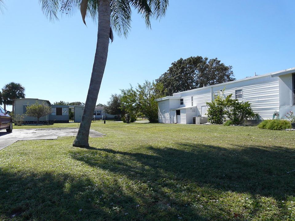 1st image of 407 Hawk Dr