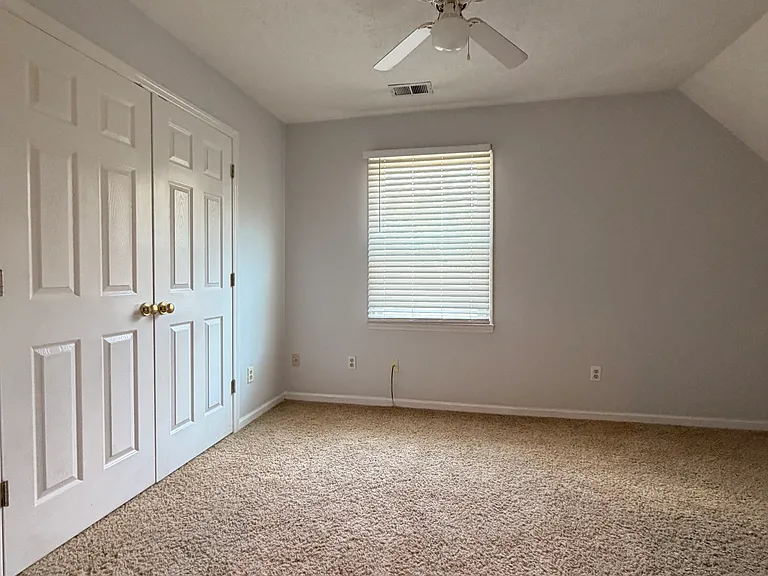 1819 Timber Creek Dr — Photo 26