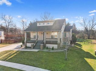 706 Winding Creek Dr, Wentzville, MO 63385