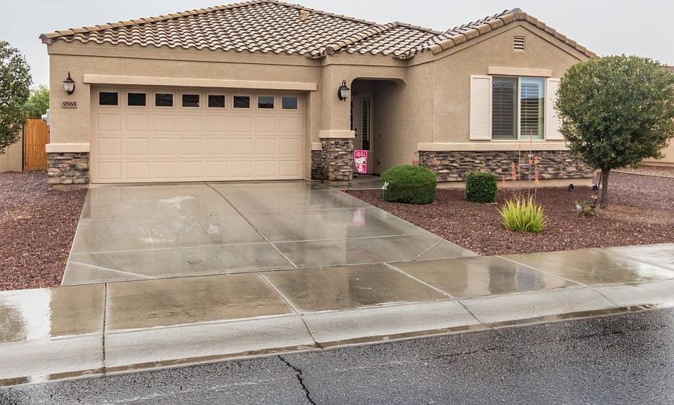1st image of 9565 W Deanna Dr