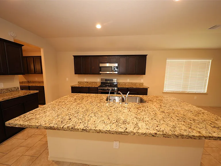 23210 Royal Tiger Rd — Photo 5