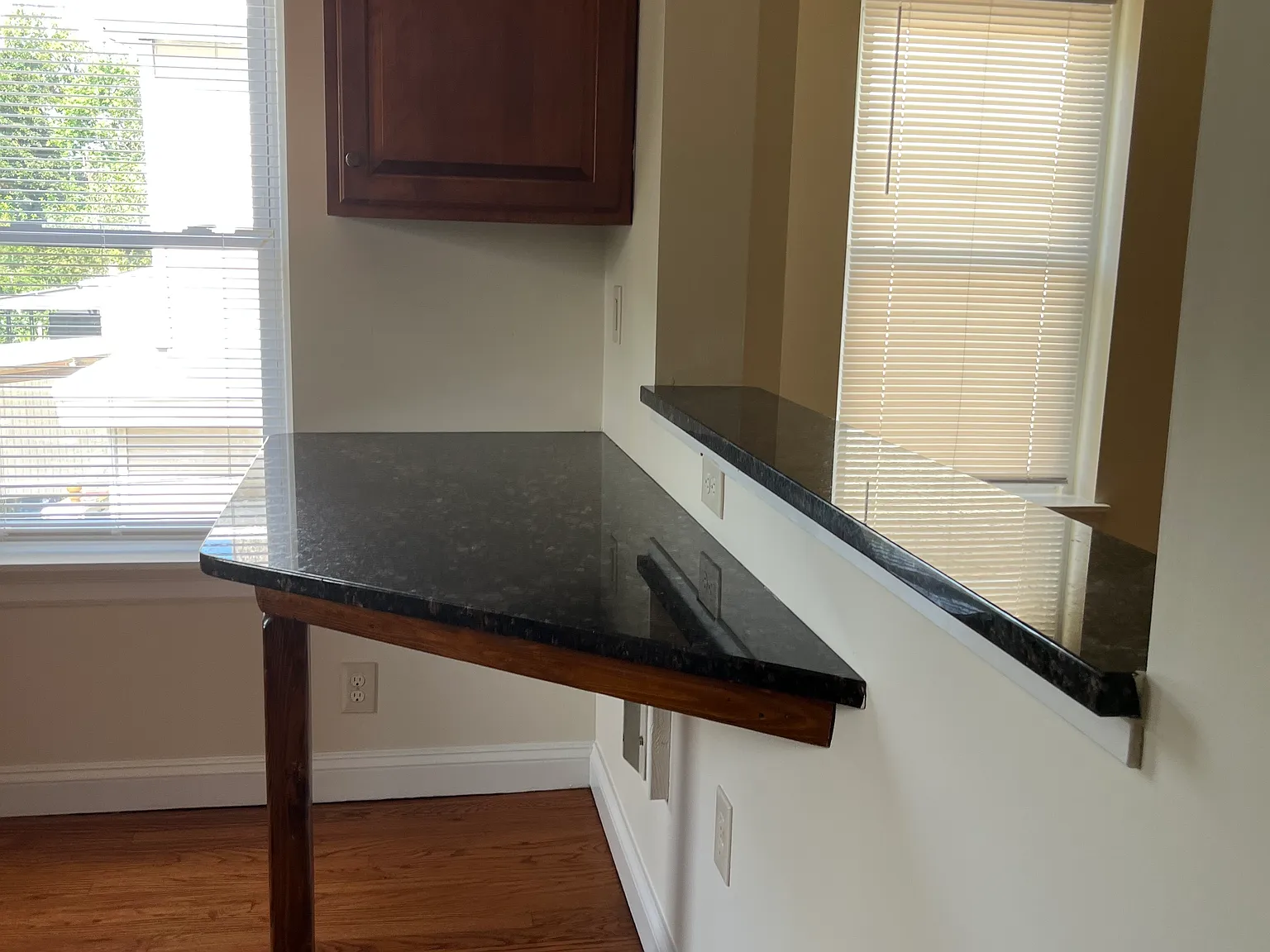2 bed, 1000 sqft, $2,175 — Photo 4