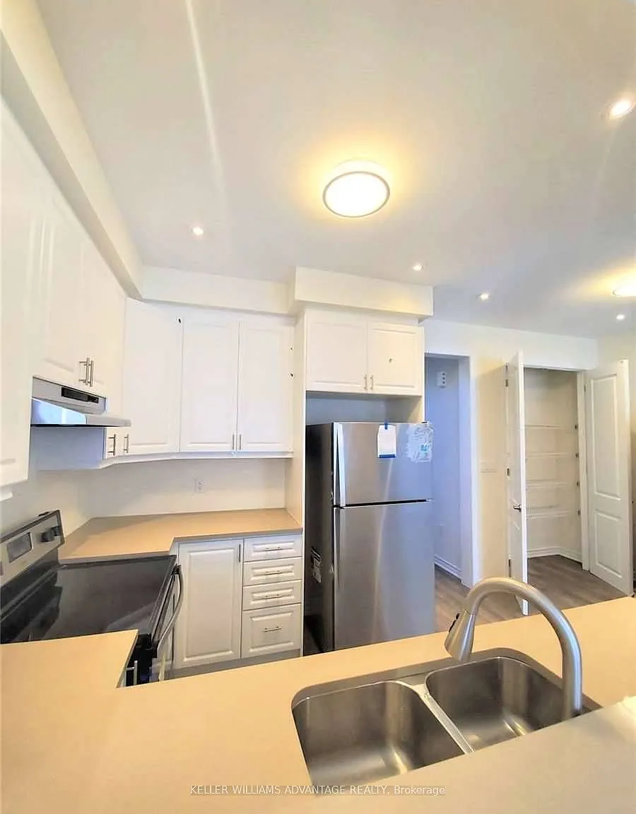 4 bed, $3,900 — Photo 4