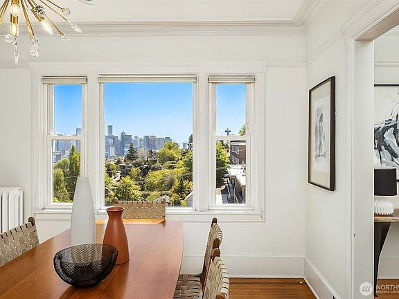 5th image of 1902 Bigelow Avenue N #403