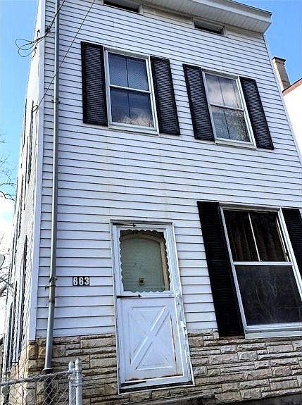 1st image of 663 Steiner Ave
