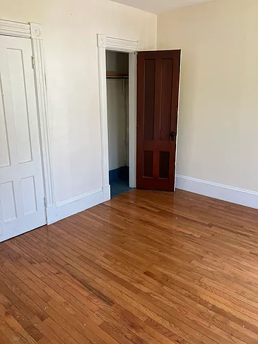 11 Pleasant St #4 Photo 1