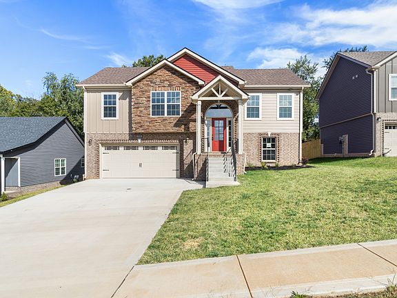 4th image of 799 Lillian Grace Dr