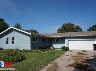 3414 S Shady Bend Rd, Grand Island, NE 68801